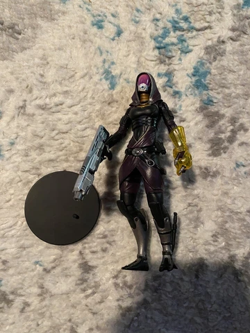 Mass Effect 2 - Big Fish Toys Series 1 Tali Zorah Action Figure RARE! Cover