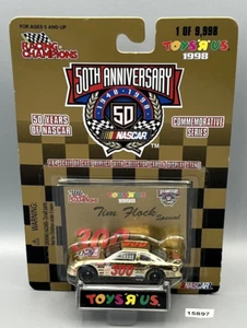 Racing Champions 50 Aniversario Tim Flock Especial 300 Oro Coche JUGUETES R US NUEVO - Imagen 1 de 2