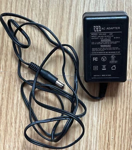 Genuine CWT Power Adapter KPC-024F 12V 2A 24W 4-Pin for ALI-QVR4108H DS-7204HWI - Picture 1 of 5