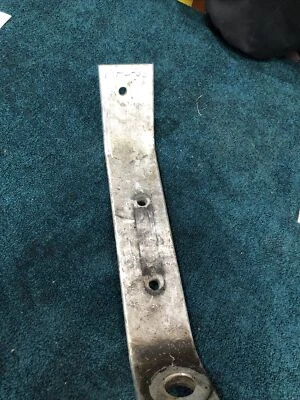 Placa de montaje del motor izquierdo Polaris Snowmobile 1995-1997 XLT Foto 1 de 4