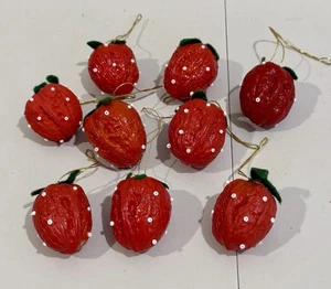 9 handbemalte Weihnachtsschmuck Walnuss Erdbeere - Bild 1 von 9