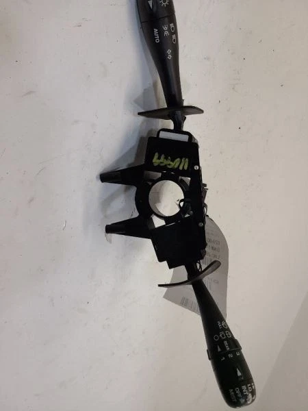 Interruptor de columna de luces y giro Saturn Vue 2004-2007  Foto 1 de 4