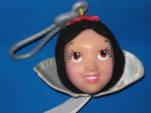 SNOW WHITE-BACK PACK CLIP-/KEYCHAIN / ZIPPER PULL-2 1/2"-McDONALDS - Picture 1 of 1