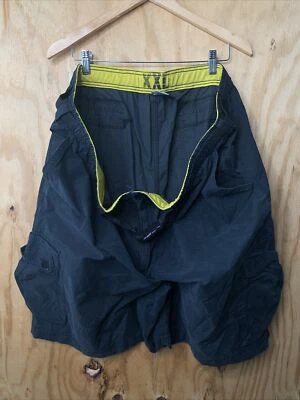 Old Navy Cargo Shorts Men's XXL Black w/ Belt - Image 1 of 4