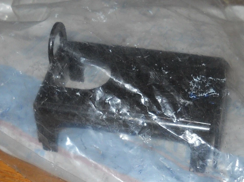 NOS 1995-2002 GMC Chevrolet Truck AC Condenser Mount 15-91248 - Image 1 of 1