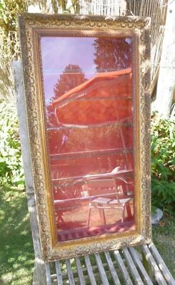 Ancienne petite vitrine a 6 etageres en verre, cadre doré - Photo 1/4