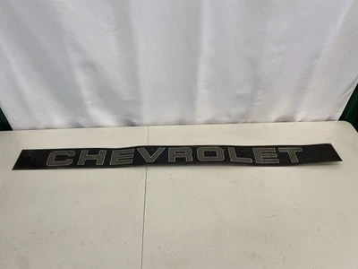 1987-1993 Chevrolet Chevy S10 грузовик черный OEM отделка задней двери эмблема молдинг панели - Изображение 1 из 4