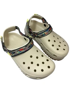 Para hombres 7 Para mujeres 9 M Crocs Clásico Senderista Ikat Zuecos Beige 208052 Zapatos de Plataforma - Imagen 1 de 6