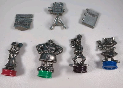 Clue Twilight Zone Torre del Terror Juego 4 Fundido 3 Piezas de utilería Foto 1 de 4