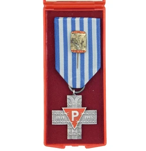 4564 WW2 BADGE + RP AUSCHWITZ HOLOCAUST SURVIVOR CROSS MEDAL POLAND JEWISH - Picture 1 of 8