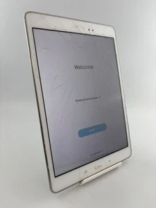 Tablet Samsung Galaxy Tab A 9.7 SM-T550 Blanca Wi-Fi 16GB 5MP Android agrietada - Imagen 1 de 24
