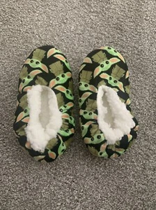 Little Boys Star Wars Yoda slippers NWOT - Picture 1 of 2