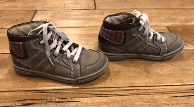 ~CLARKS~ Boys Boots Gray Leather Plaid Laces Ankle Sz 11 M/W  - Image 1 of 4