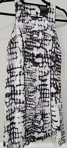 Cynthia Rowley schwarz weiß abstrakter Druck 100 % Leinen Razer Rücken Kleid ~ 6 M3020 - Bild 1 von 4