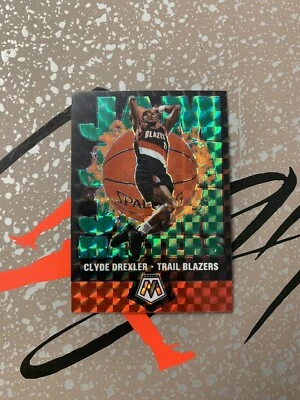 2019-20 Panini Mosaic Jam Masters Green #4 Clyde Drexler   - Image 1 of 2