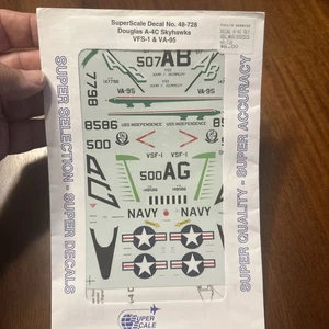 Decalcomanie superscala 480728 scala 1/48 A-4C Skyhawks VFS-1, VA-95 USS Independence  - Foto 1 di 4
