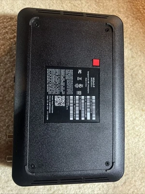 ARRIS SURFboard SBG8300 - DOCSIS 3.1 multi-gigabit cable modem + AC2350 - Image 1 of 3