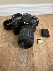 Nikon D7000 16.2 MP Digital SLR Camera w/AF-S 55-200 Lens - Picture 1 of 16