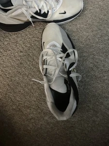 Kyrie Low 5 - Picture 1 of 5