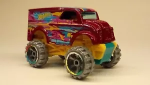 Loose Hot Wheels Monster Dairy Delivery "2017 HW Art Cars Series" - Picture 1 of 11