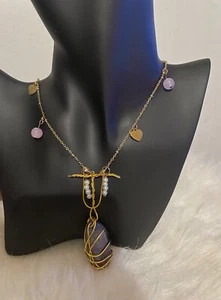 Gold necklace with purple Gemstone, pearls and heart pendants - Picture 1 of 2