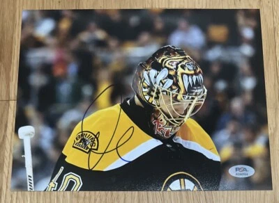 Foto firmada con autógrafo de Tuukka Rask 8x10 certificado de autenticidad PSA rara Foto 1 de 3