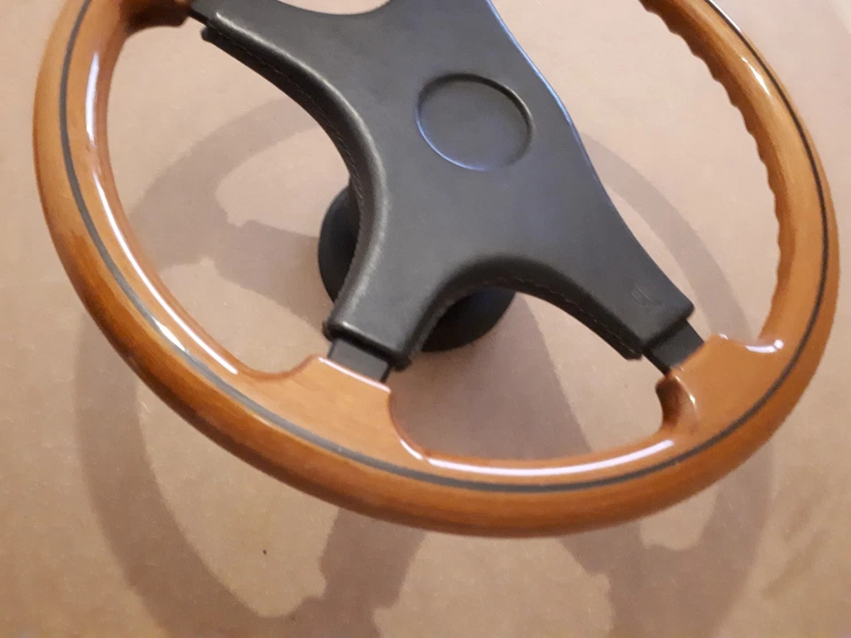 Oldtimer - Holzlenkrad - 37,5 cm - Bild 1 von 4