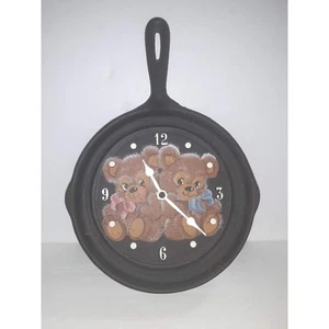 Orologio a padella in ferro con orsetti dipinti - Foto 1 di 6