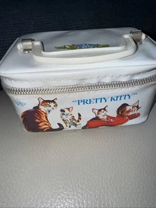 Pretty Kitty Carry Case Small - Picture 1 of 1