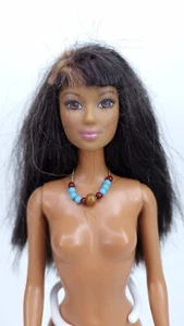 Muñeca Cali Girl Lea Barbie Friend Mattel 2003 con collar flequillo - Imagen 1 de 12