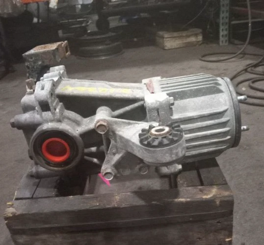 2007-2017 Jeep Compass Rear Axle Differential Carrier W/o Off Road Crawl OEM Foto 1 de 4