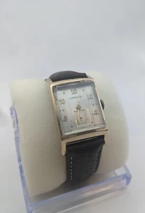 Vintage longines 10k gold filled square tank watch 1945 working perfectly - Picture 1 of 8