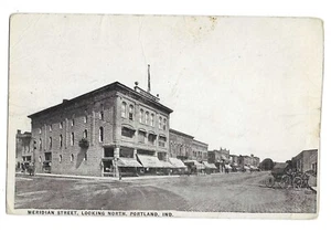 Postal de Portland, Indiana 1910, escena callejera de Meridian - Imagen 1 de 2