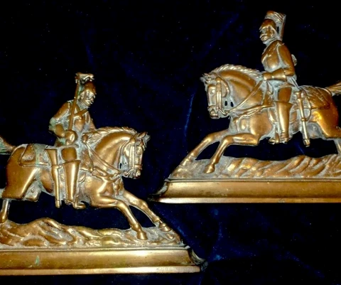 PAIR OF FRENCH GILDED BRONZE/BRASS DECORS ANDIRONS CAVALIER ON A HORSE 32 x 25cm Cover