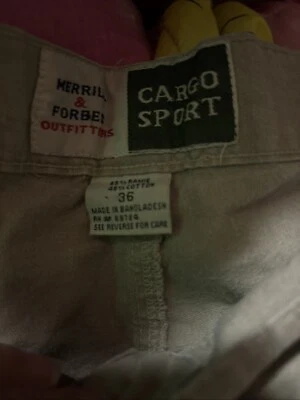 Pantalones cortos cargo Merril & Forbes Outfitters Foto 1 de 4