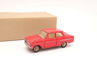 Dinky Toys France 1/43 - Opel Kadett Rouge 540 - Photo 1/3