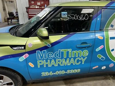 14-19 KIA SOUL DRIVER 4 DOOR LEFT FRONT POWER DOOR ALIEN GREEN PAINT AE3 - Image 1 of 4