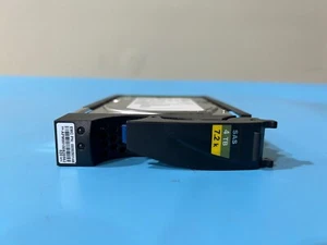 EMC 4TB 7.2K 6GB SAS HDD w/Caddy, 005050148, 118033055 - Picture 1 of 3