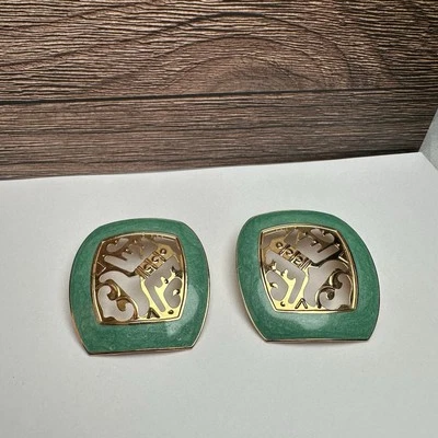 Pendientes grandes Edgar Berebi esmalte verde tono dorado perforados llamativos por favor leer Foto 1 de 4