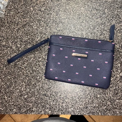 Tommy Hilfiger wristlet wallet NWOT’s Mint! - Image 1 of 4