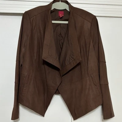 G.I.L.I. Jaqueta de couro feminina tamanho 12 marrom forrada bolso drapeado frente aberta - Imagem 1 de 4