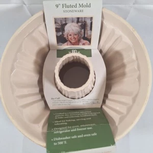 Paula Deen Stoneware 9” Fluted Mold - Baking - Cakes - Beautiful - Picture 1 of 3