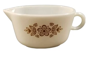 Vintage PYREX Gold Butterfly Crazy Daisy Gravy Boat Creamer - Picture 1 of 6