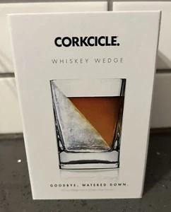 Corkcicle Whiskey Wedge Glass & Silcone Mold NEW Crate Barrel Drink - Picture 1 of 10