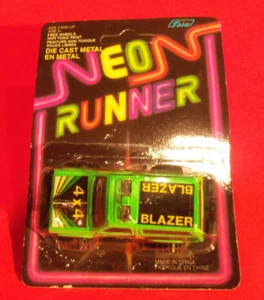 NEON RUNNER - BLAZER - FAIE - DIE CAST METAL - Bild 1 von 2
