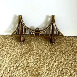 Vintage Restoration Hardware Golden Gate Bridge brass paperweight ornament 5 X 3 - Picture 1 of 3