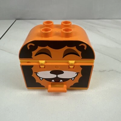 Lego DUPLO - LION Head - Replacement Piece for My First Animal Brick Box 10863 - Image 1 of 4