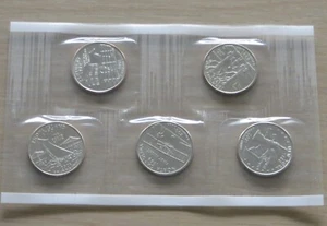 2001p US State Quarters, New York-North Carolina-Rhode Island-Vermont-Kentucky - Picture 1 of 5