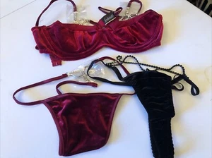 NWOT Frederick's of Hollywood Rhinestone Ruby Velvet Caged Cut Bra & Thong Set S - Picture 1 of 12