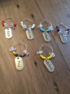 Nuevo conjunto de 6 marcadores artesanales de copa de vino dije bebida (hechos a mano en Texas) - Imagen 1 de 7